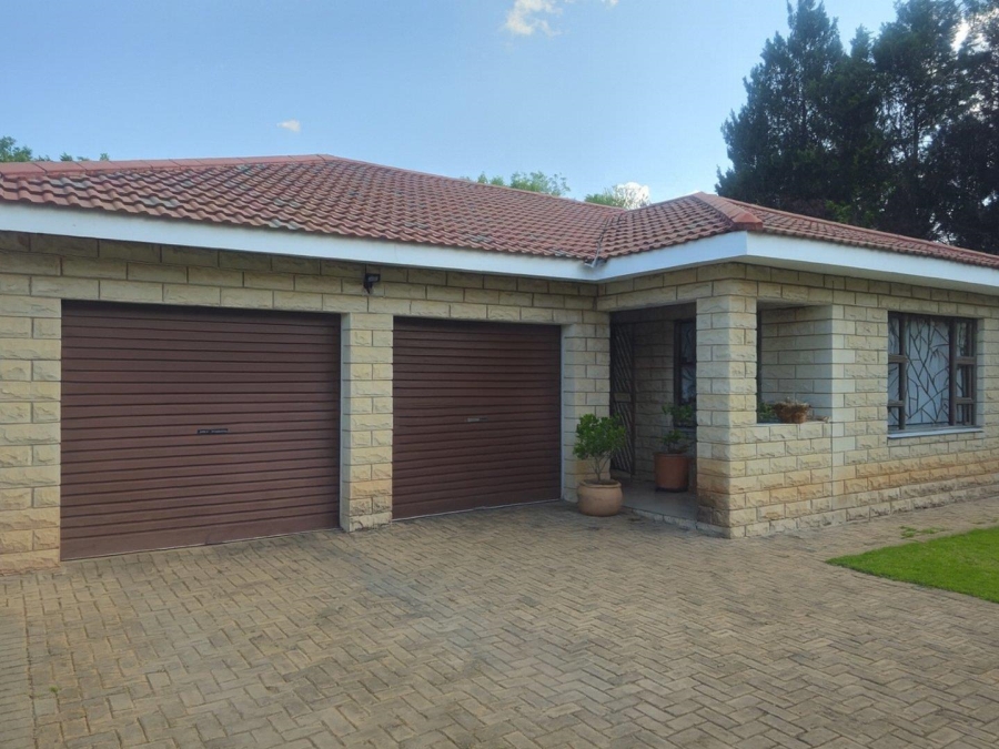 3 Bedroom Property for Sale in Ladybrand Free State